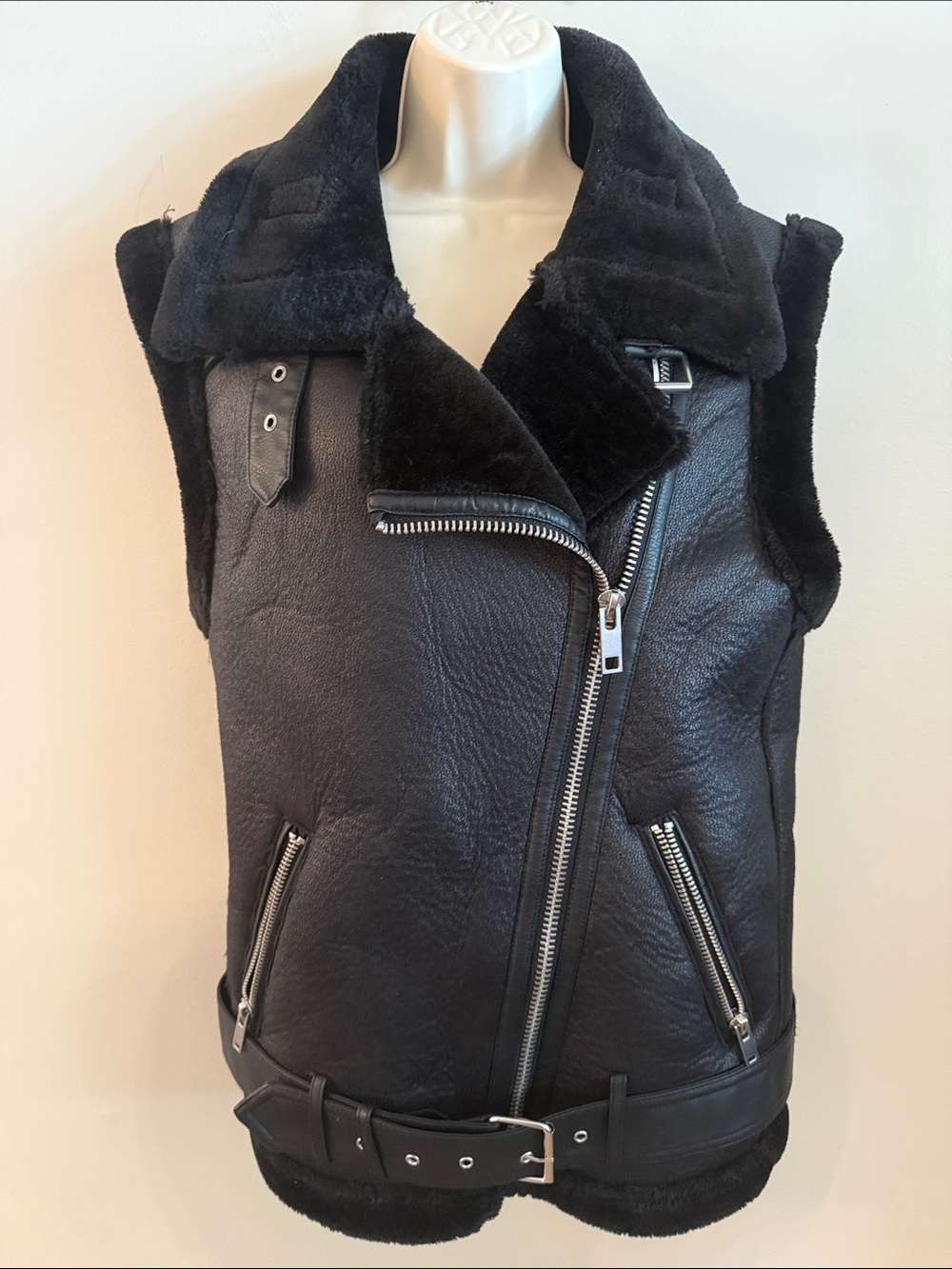 Zara Black Faux Shearling Moto Vest Size XS - Small